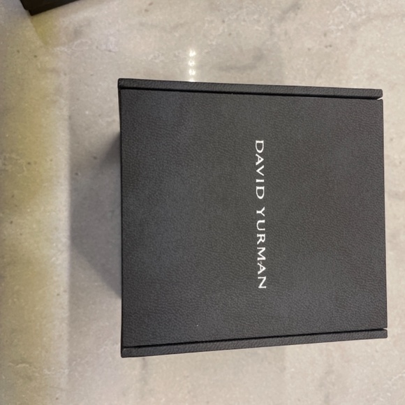 David Yurman Crossover Pendant Necklace - Picture 5 of 5